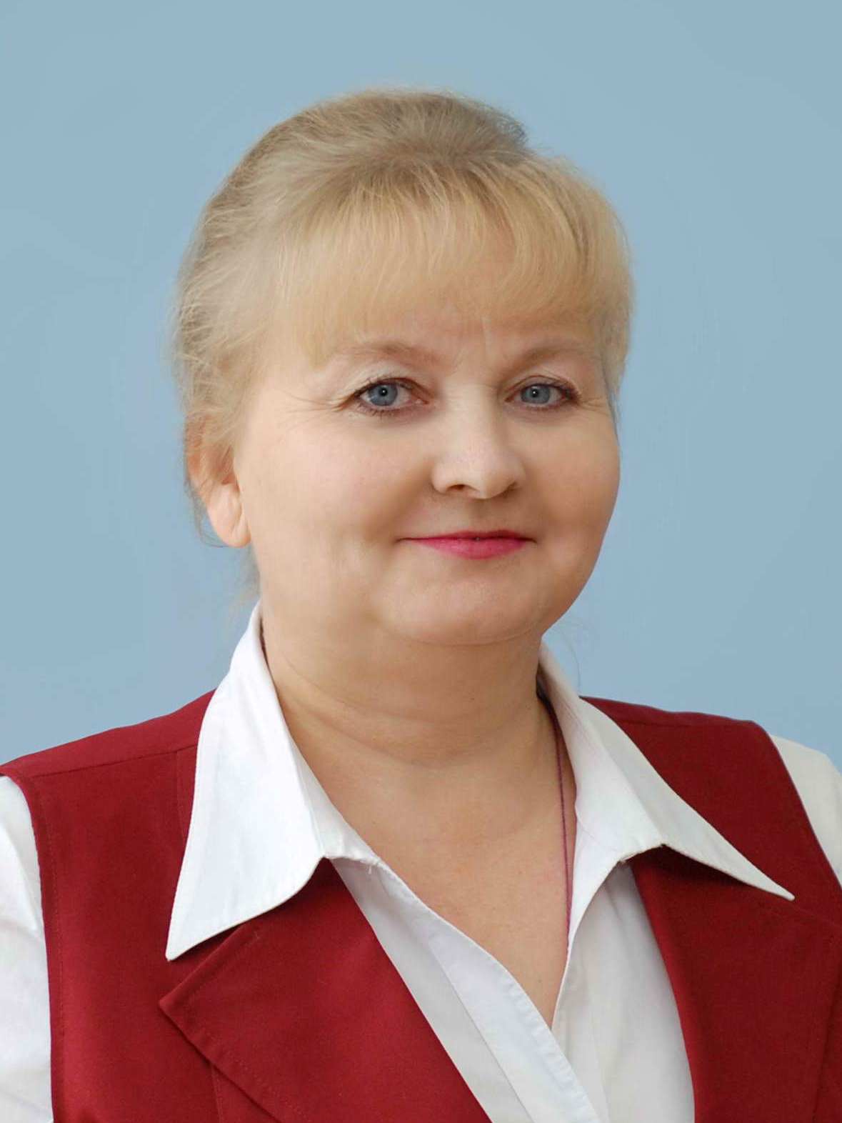 Титова Нина Ивановна.